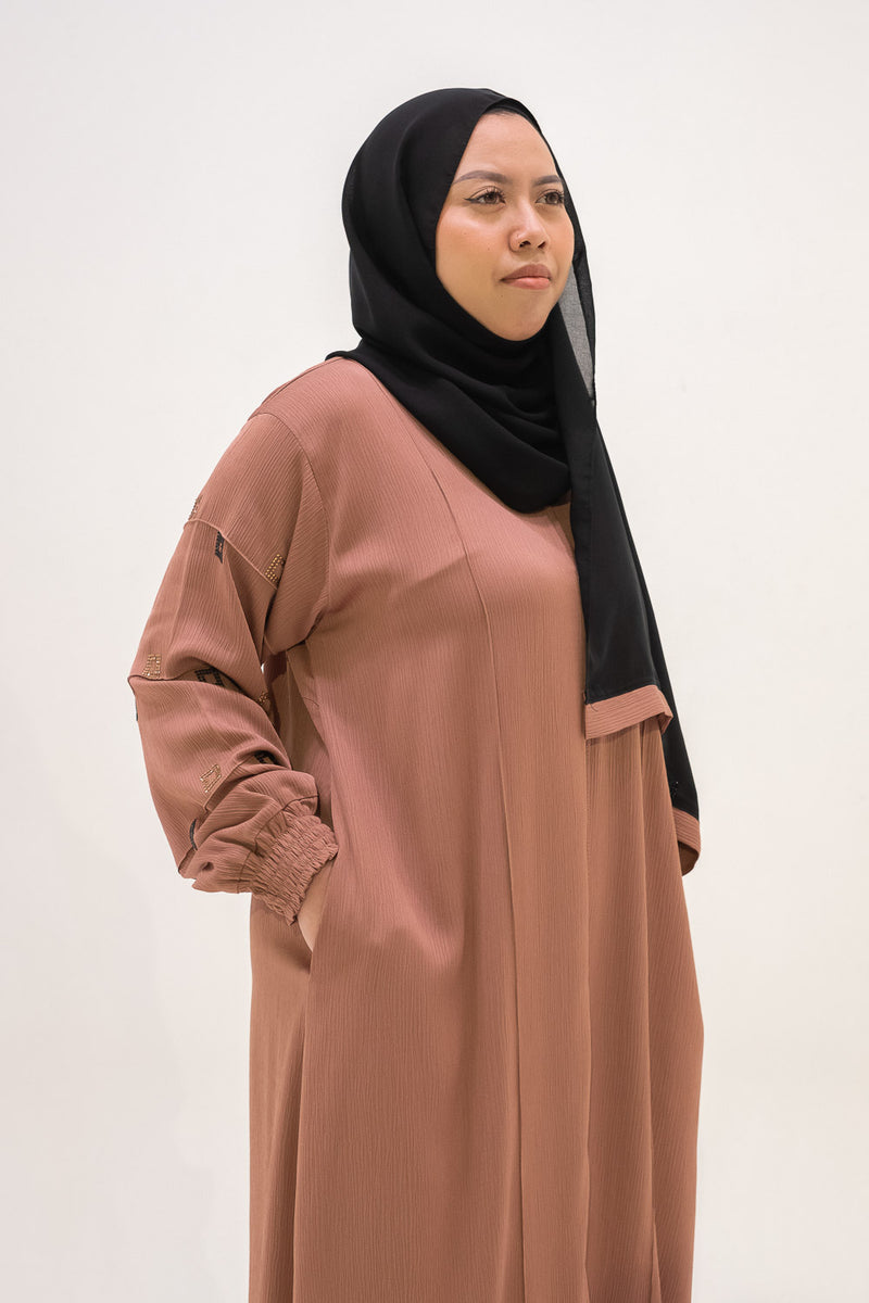 Omani Abaya - Pastel Pink