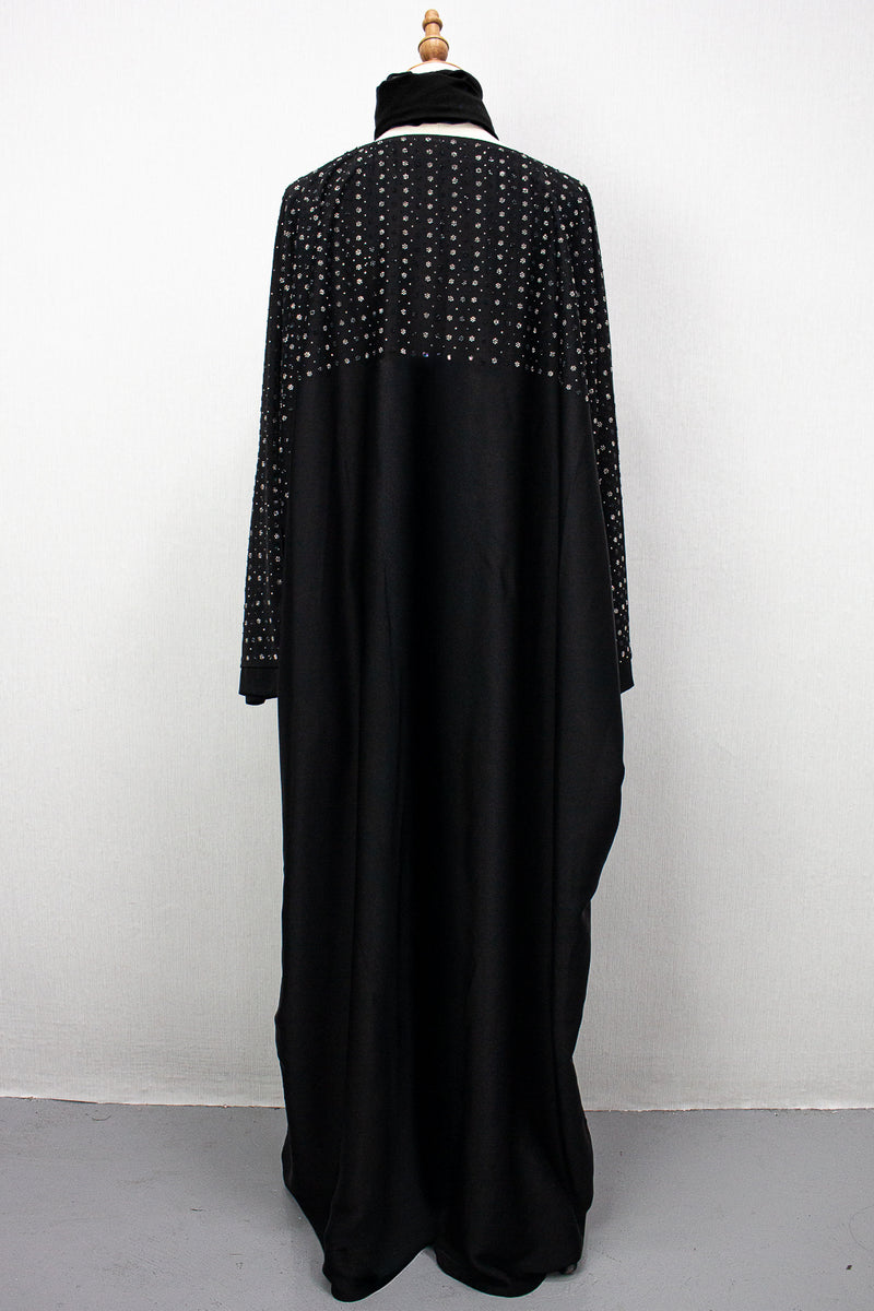 Daisy Kaftan, Black