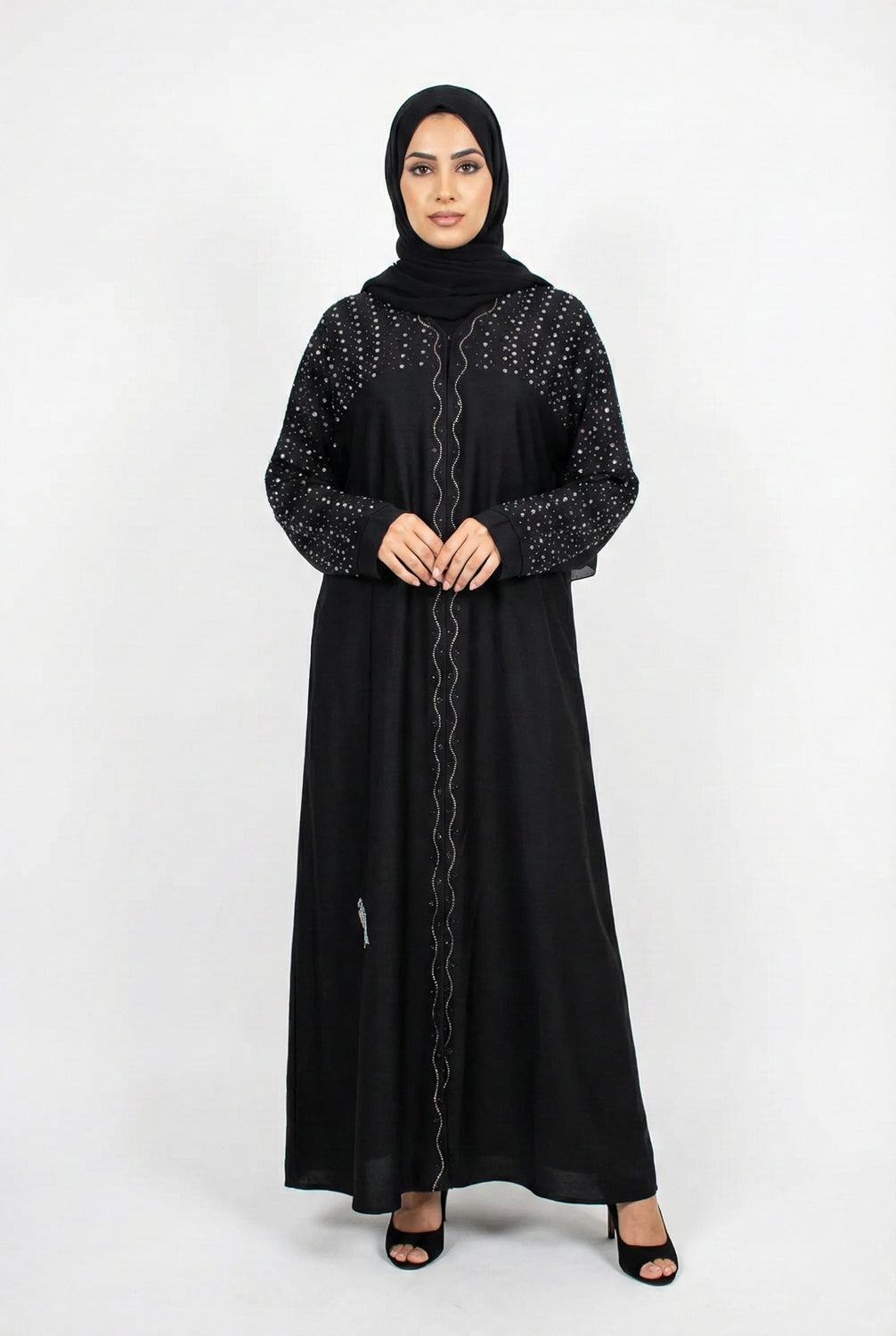 Daisy Kaftan, Black