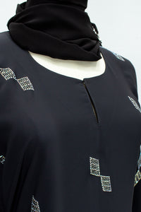 Geenani Diamond, Dark Grey