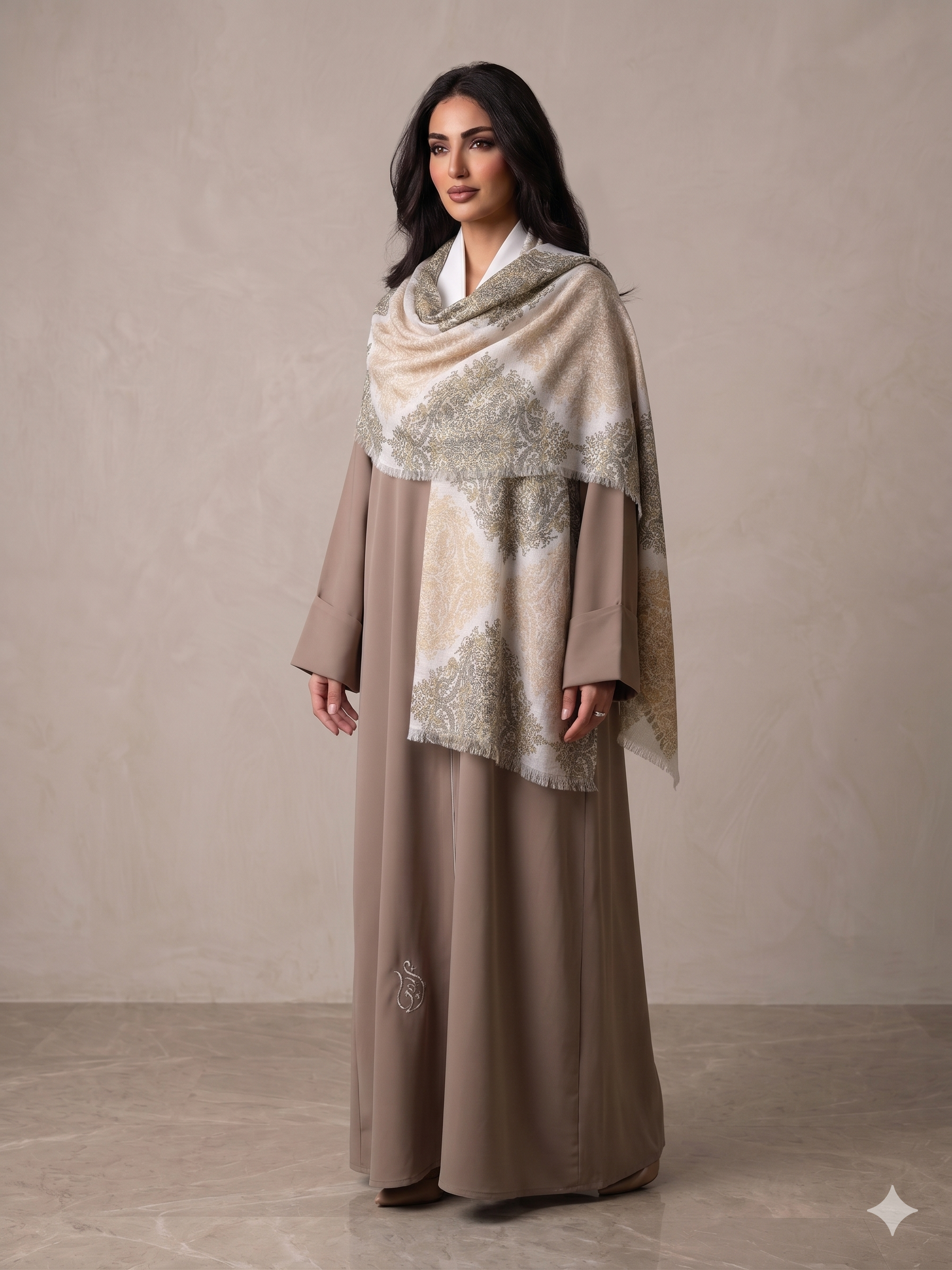 Geenani Signature w Paris Shawl