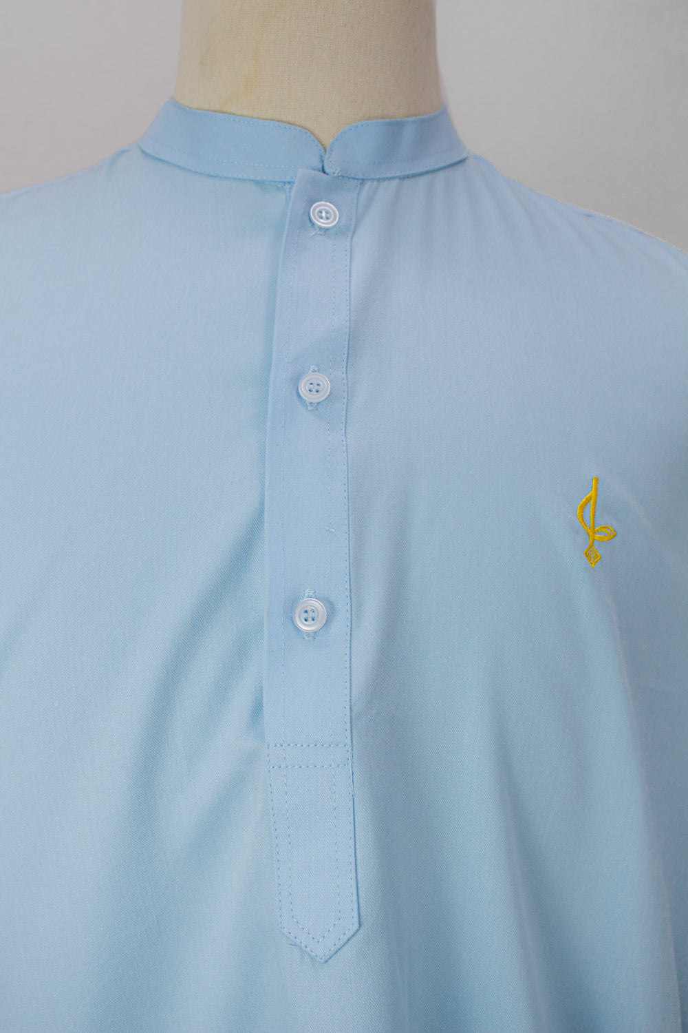 Majed Mens - Baby Blue