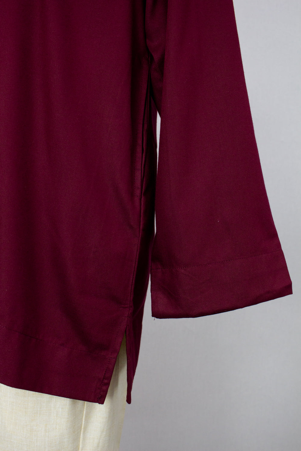 Majed Mens - Maroon