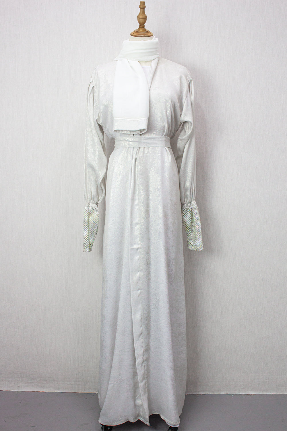 Mehra Abaya - Silver White