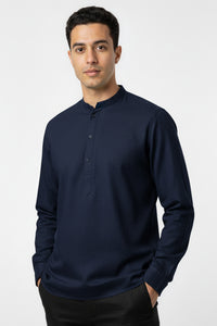 Riyaz Kurta Men in Navy Blue